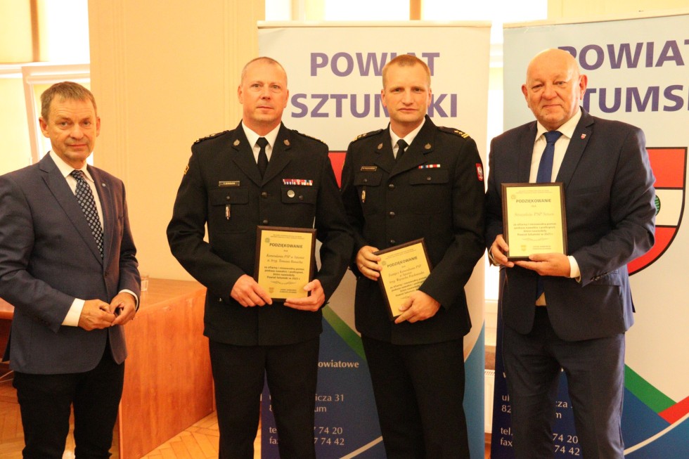 Sesja Rady Powiatu Sztumskiego - podsumowanie skutków ulewnych deszczy i podziękowania dla służb.