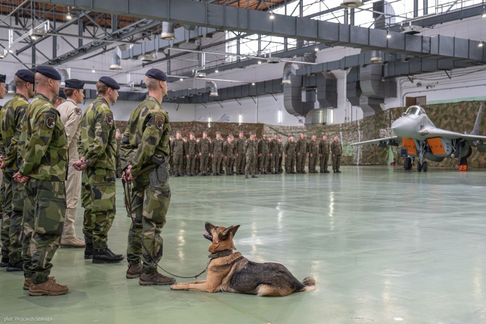 Szwedzkie Gripeny zakończyły misję w Malborku - historyczny debiut Szwecji w misji NATO.
