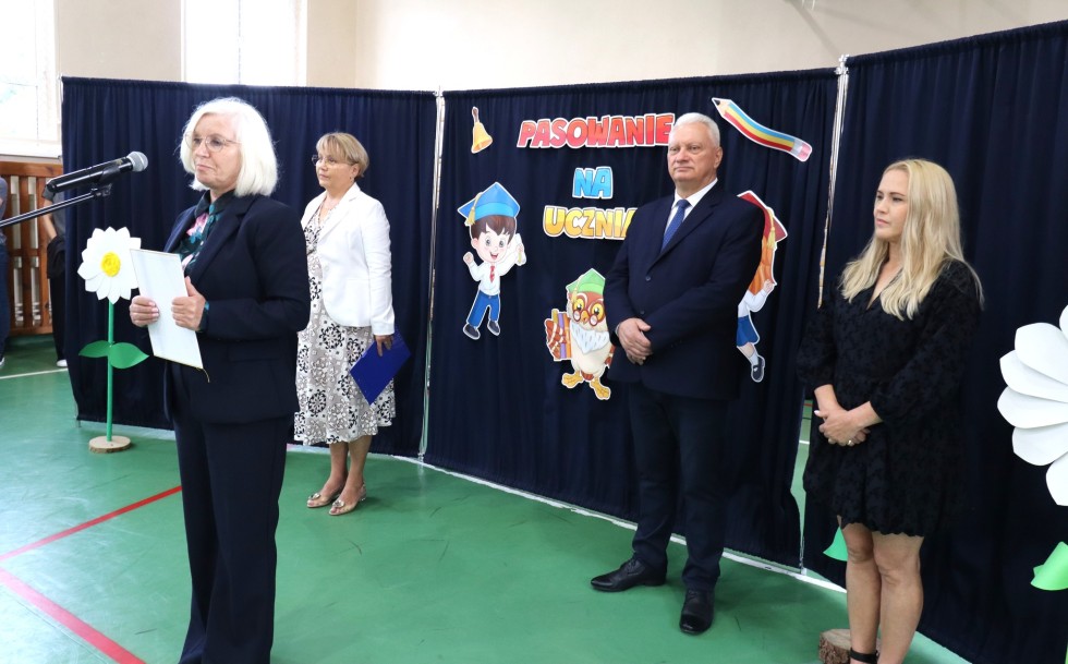Nowy rok szkolny 2025/2026 oficjalnie rozpoczęty w Nowym Stawie.