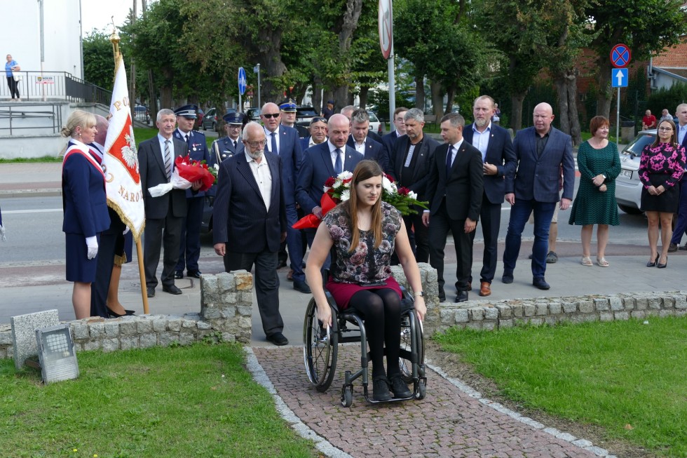 Sztum oddał hołd ofiarom i bohaterom II wojny światowej.