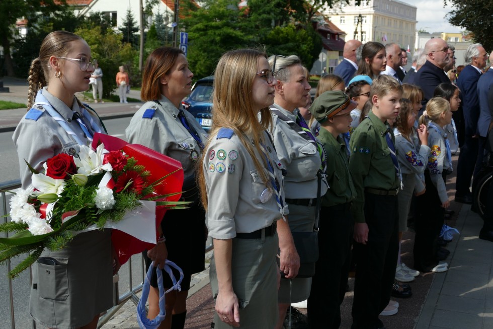 Sztum oddał hołd ofiarom i bohaterom II wojny światowej.