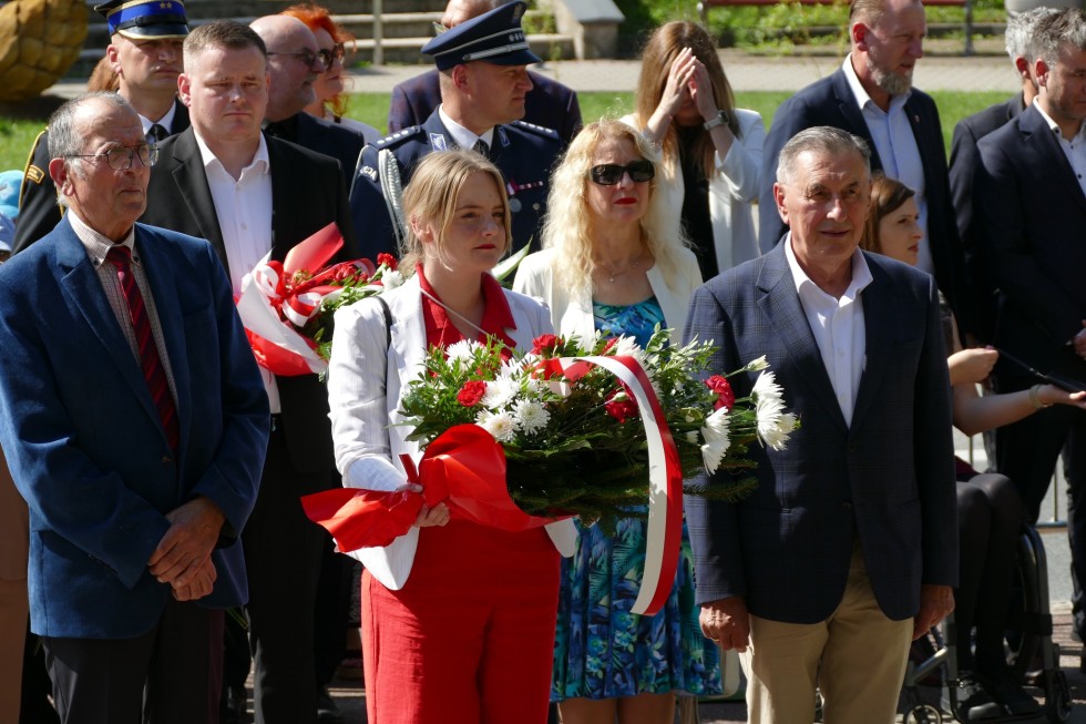Sztum oddał hołd ofiarom i bohaterom II wojny światowej.