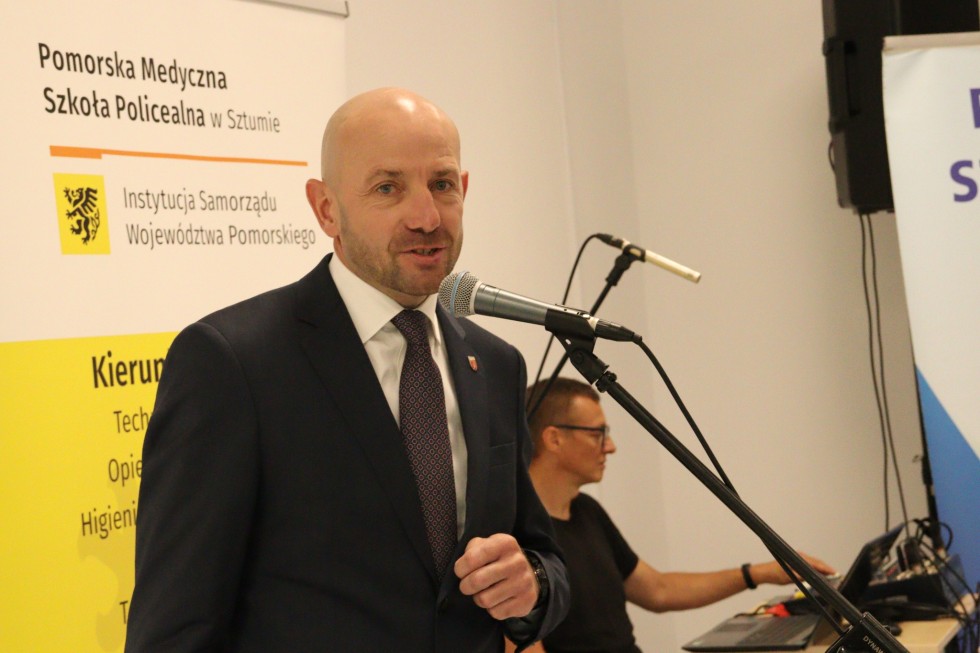 Nowy budynek Sztumskiego Medyka uroczyście otwarty podczas 65-lecia szkoły.