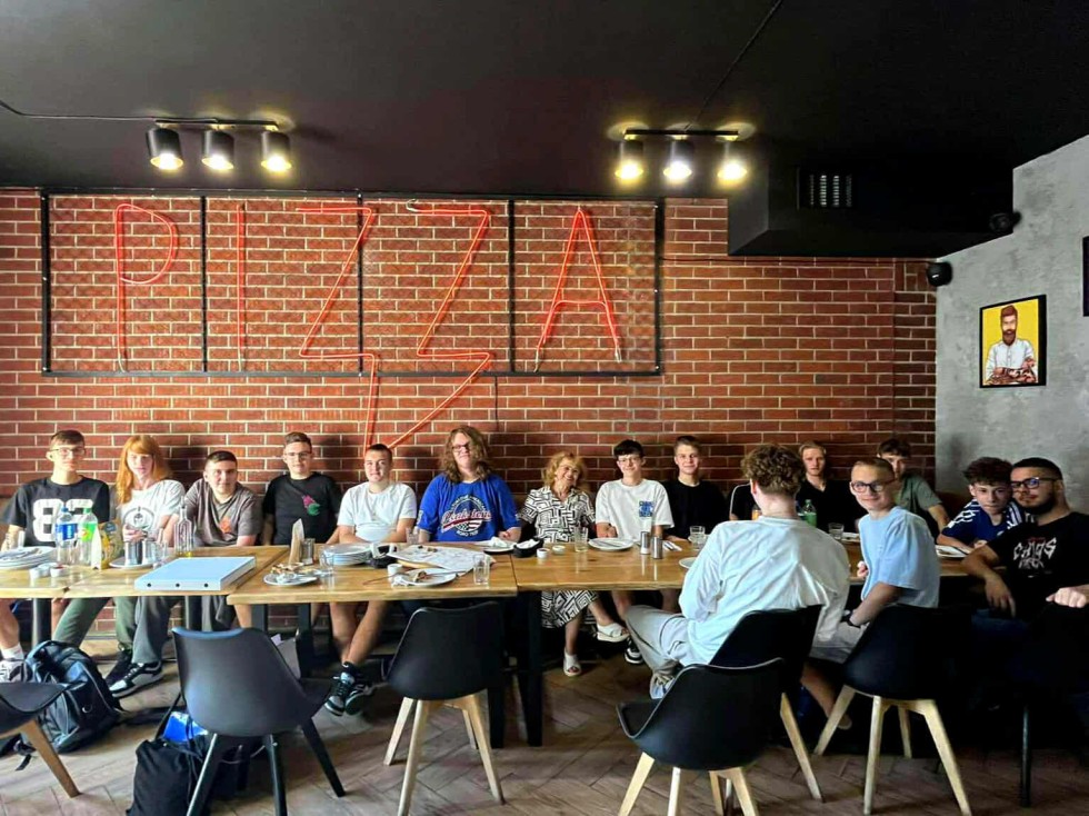 Rekordowa średnia i pizza na deser – wyjątkowe świętowanie uczniów Technikum nr 3 w Malborku.