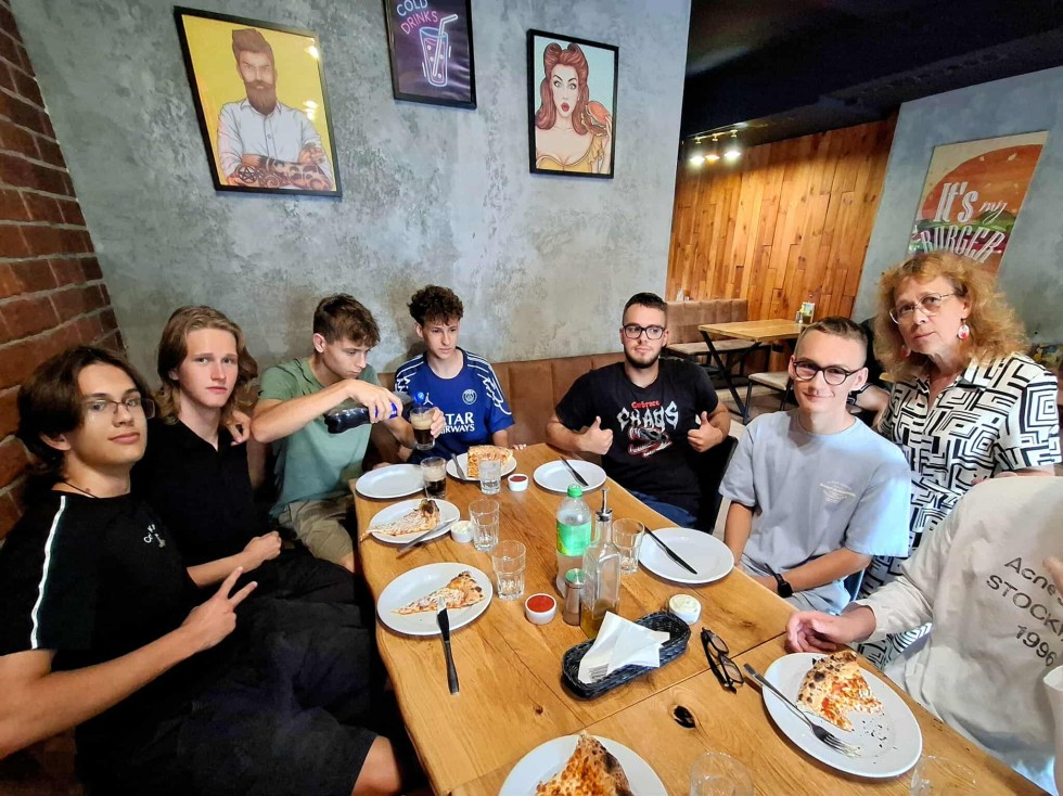 Rekordowa średnia i pizza na deser – wyjątkowe świętowanie uczniów Technikum nr 3 w Malborku.