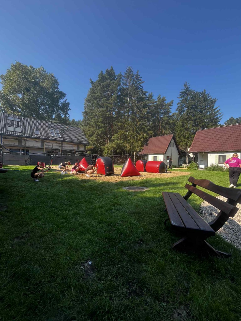 Uczniowie Technikum nr 3 rozpoczęli rok szkolny od wspólnej przygody w Kątach Rybackich.