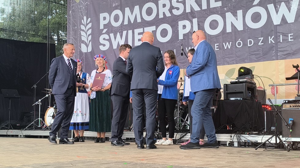 Powiat Sztumski triumfuje na Dożynkach Województwa Pomorskiego i będzie gospodarzem przyszłorocznego święta.