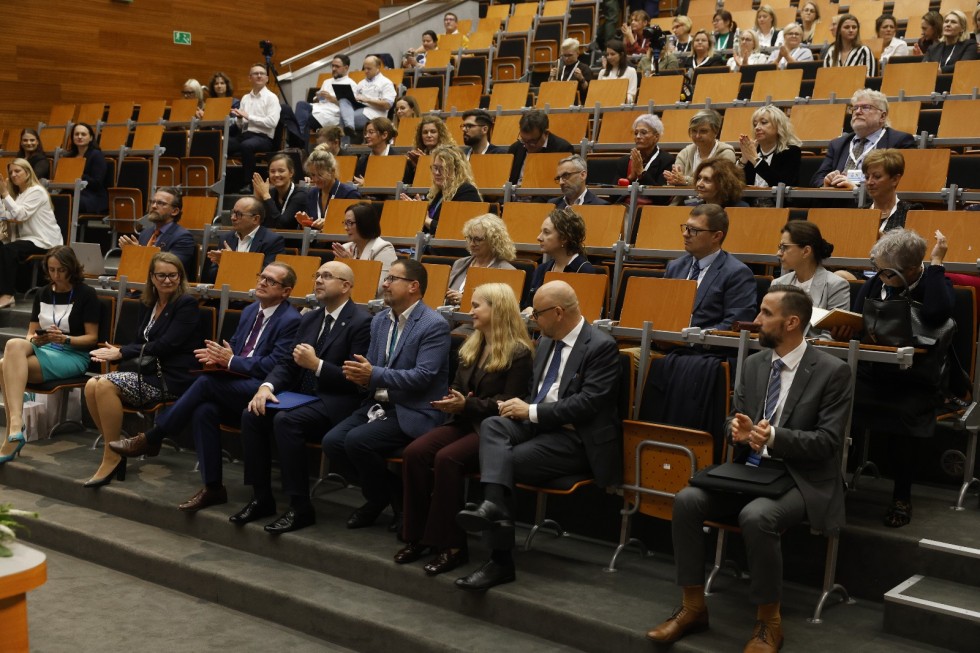 „Jakość i bezpieczeństwo pacjenta. Wyzwania i perspektywy” - konferencja z udziałem Minister Zdrowia Jolanty Sobierańskiej-Grendy