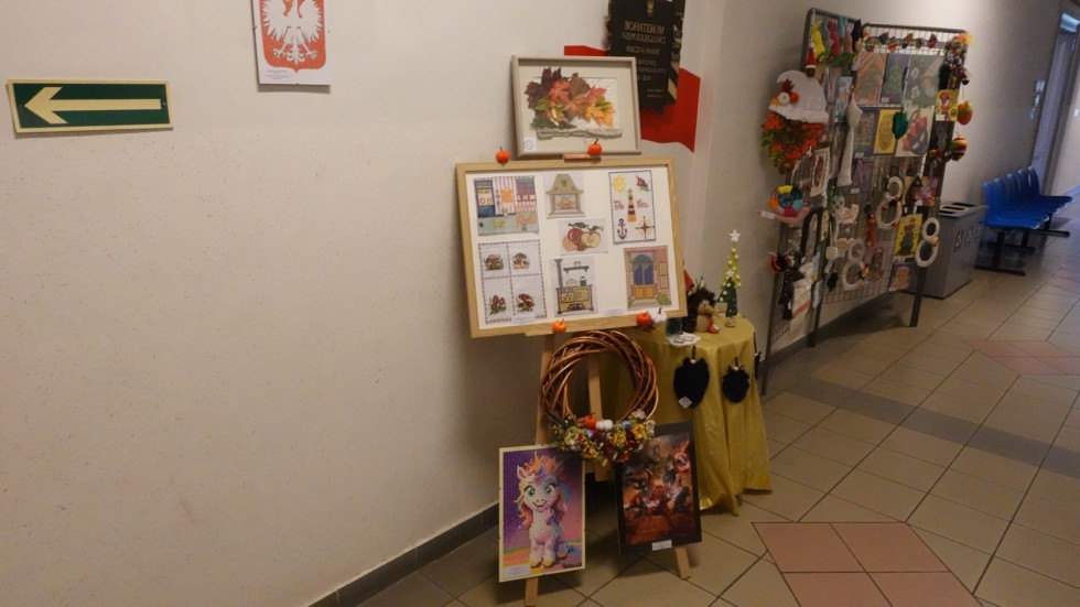 30. lat Warsztatu Terapii Zajęciowej w Malborku – wystawa prac uczestników.