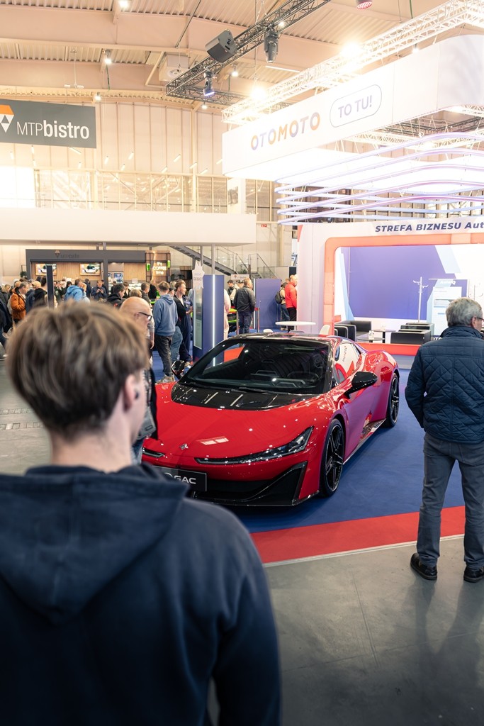 Uczniowie z Malborka na Motor Show w Poznaniu.