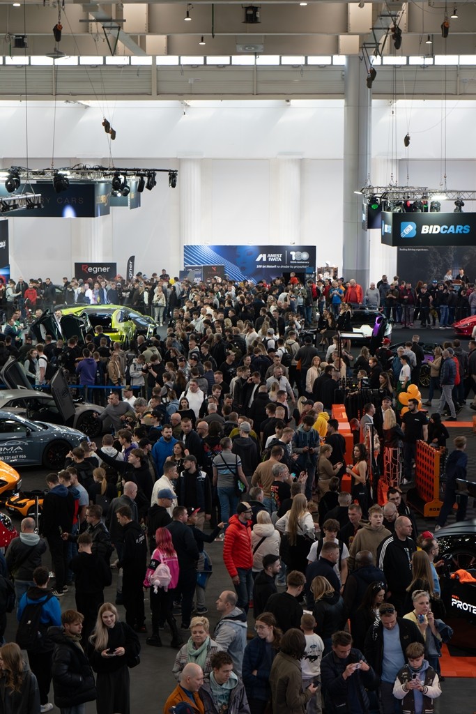 Uczniowie z Malborka na Motor Show w Poznaniu.