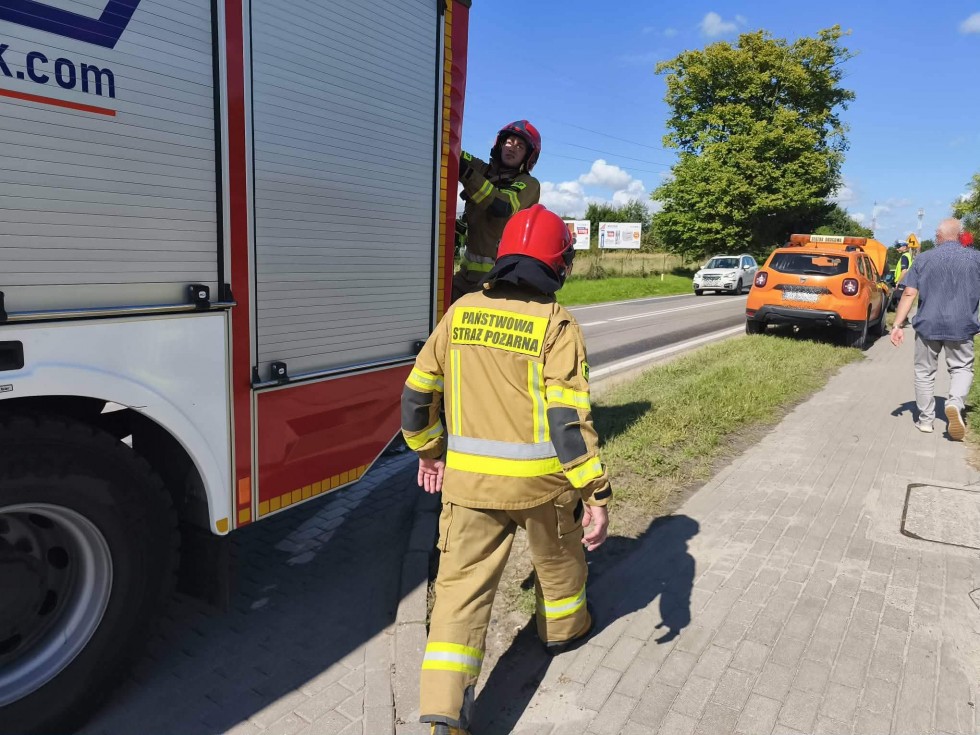 Zderzenie trzech samochodów na DK55 w Malborku. 21-latka ukarana wysokim mandatem