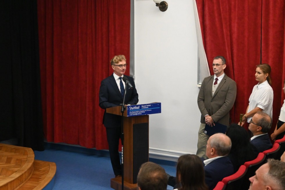 87. lat od pierwszego transportu do Stutthofu. W Sztutowie oddano hołd ofiarom niemieckiego nazistowskiego obozu