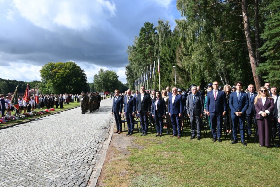 87. lat od pierwszego transportu do Stutthofu. W Sztutowie oddano hołd ofiarom niemieckiego nazistowskiego obozu