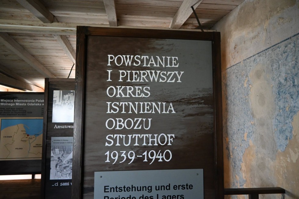 87. lat od pierwszego transportu do Stutthofu. W Sztutowie oddano hołd ofiarom niemieckiego nazistowskiego obozu