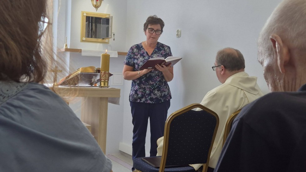 Relikwie Błogosławionej Rodziny Ulmów w malborskim hospicjum. Za nami pierwsza msza w nowej kaplicy