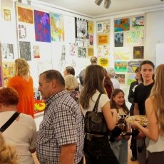 180. młodych artystów i setki prac. Wyjątkowa wystawa Powiatowego Ogniska…