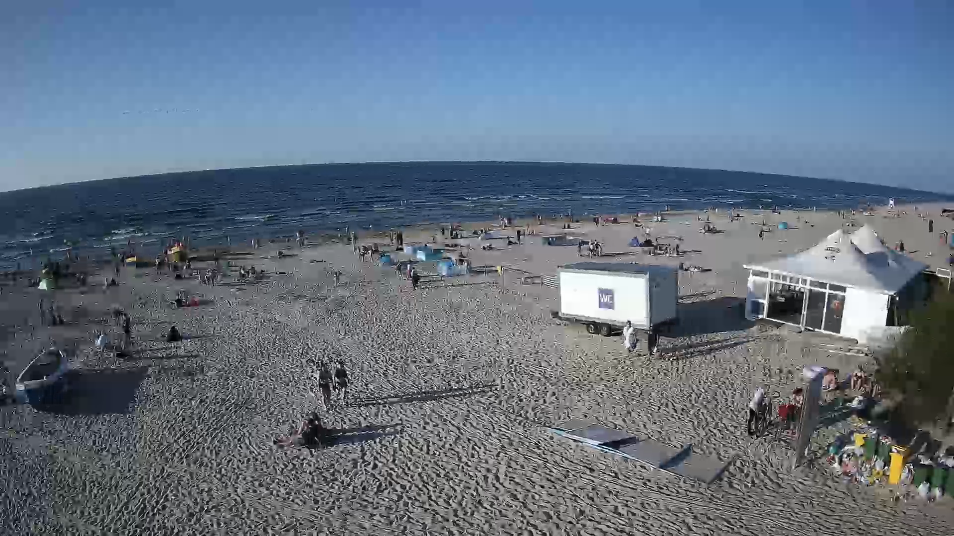 Jantar plaża wschód. Kamera na żywo. 