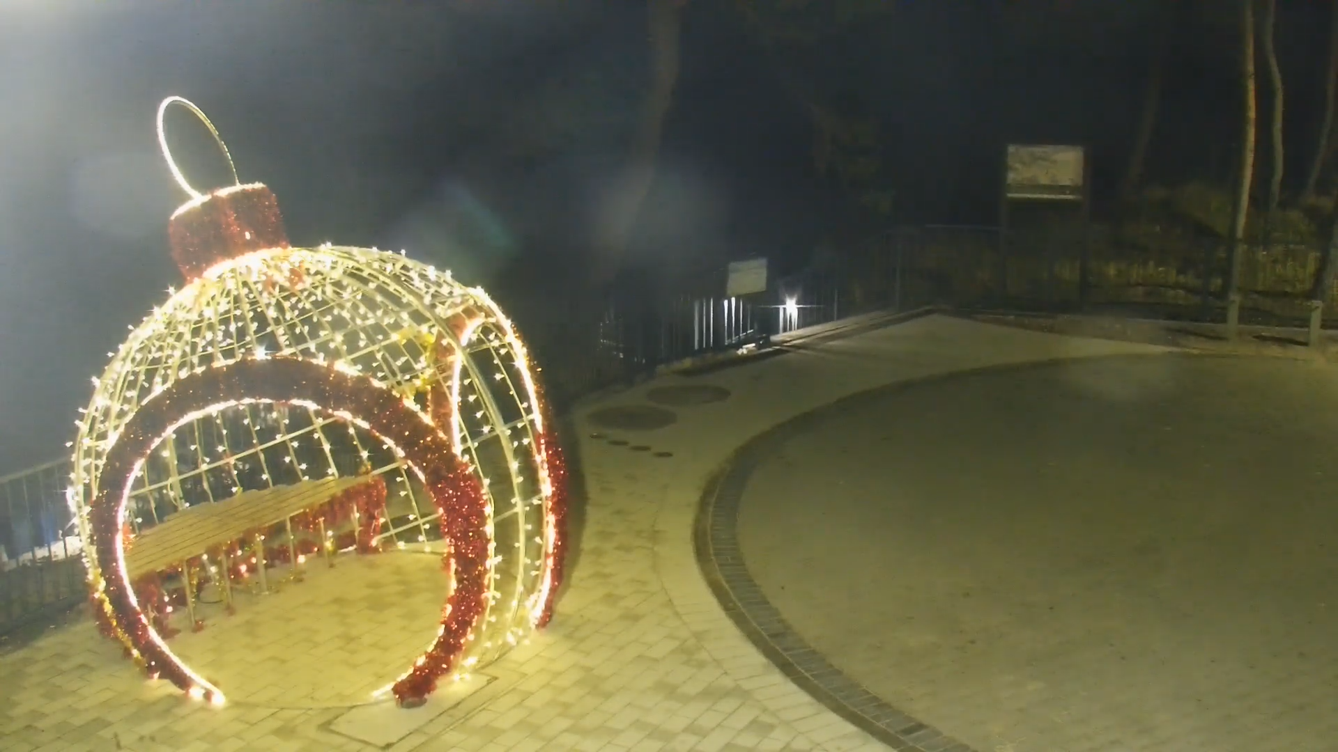 Stegna plaża: Bulwar Radiowej Jedynki. Kamera obrotowa - Aktualna pogoda…