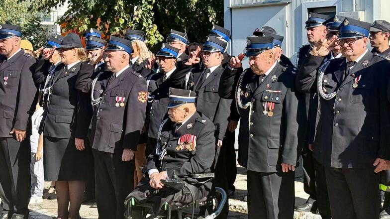 OSP Sztutowo świętowała 80-lecie istnienia. Uroczystość pełna odznaczeń i strażackich wspomnień