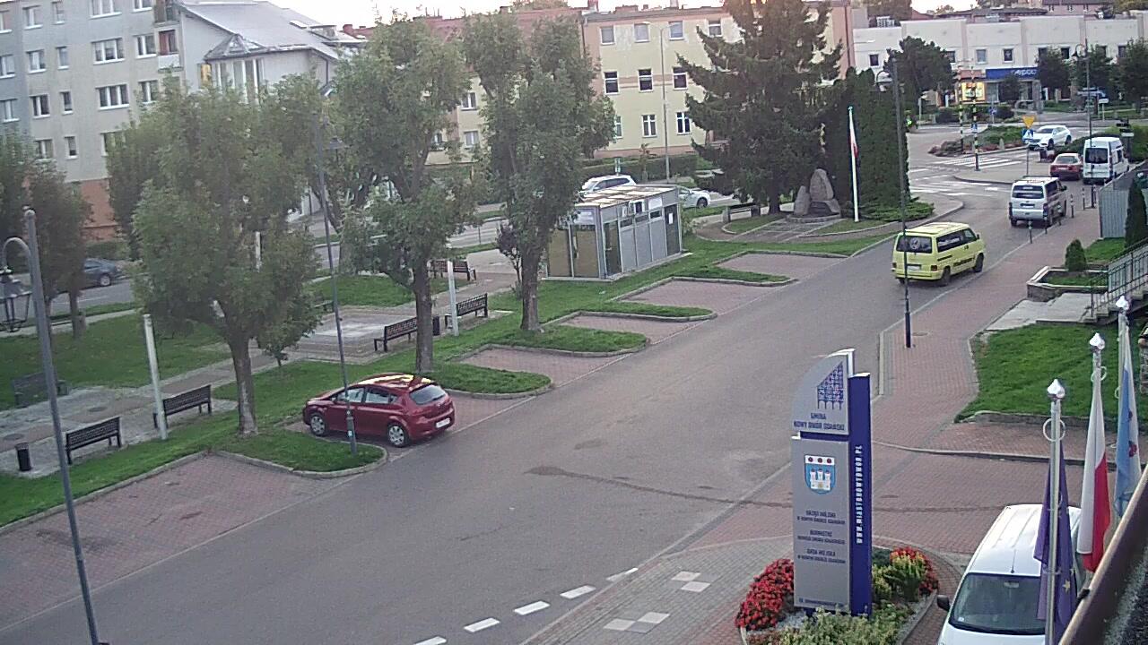 Podgląd: Nowy Dwór Gdański. Widok na żywo kamery z Urzędu Miejskiego przy ul. Ernesta Wejhera 3 w Nowym Dworze Gdańskim 