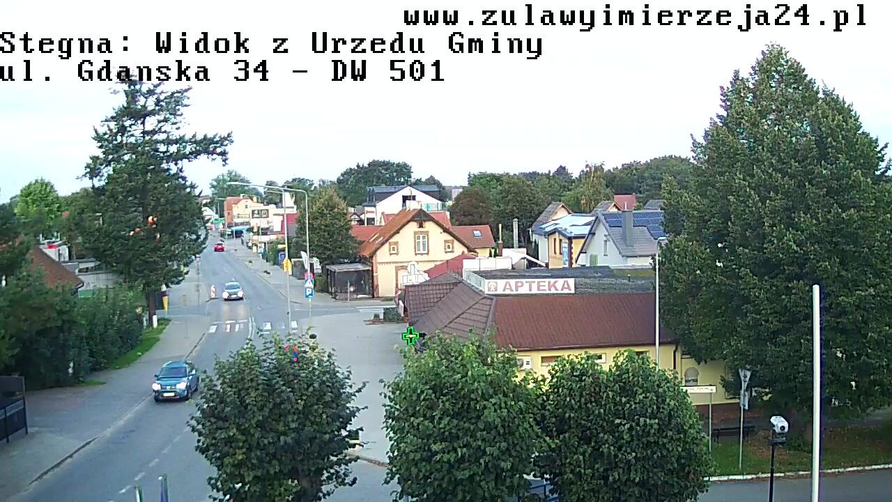 Podgląd: Stegna: Widok z Urzędu Gminy, ul. Gdańska 34 - Droga Wojewódzka nr 501 - Pogoda w Stegnie - Plaża na żywo. Gmina Stegna